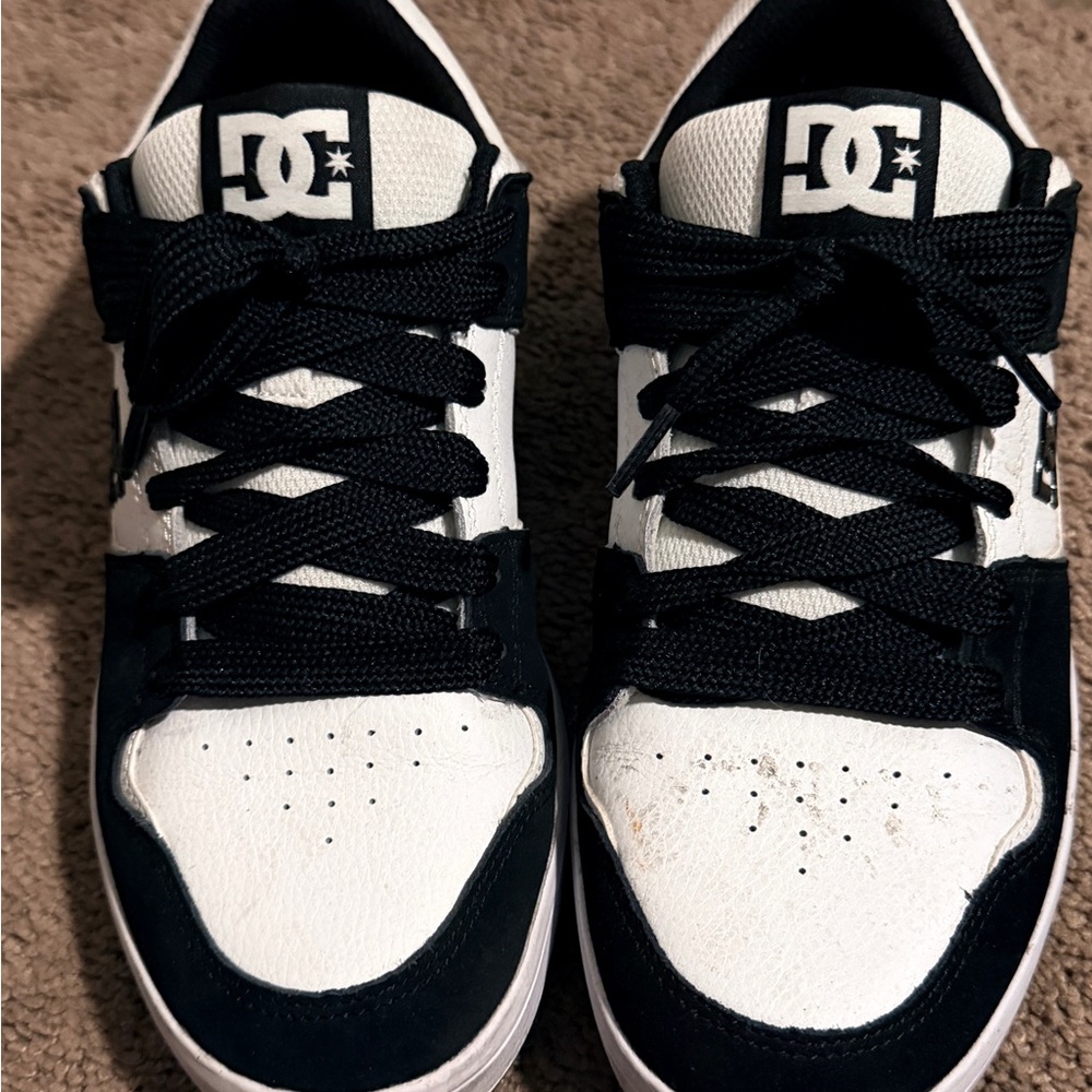 Dc black and white panda colorway